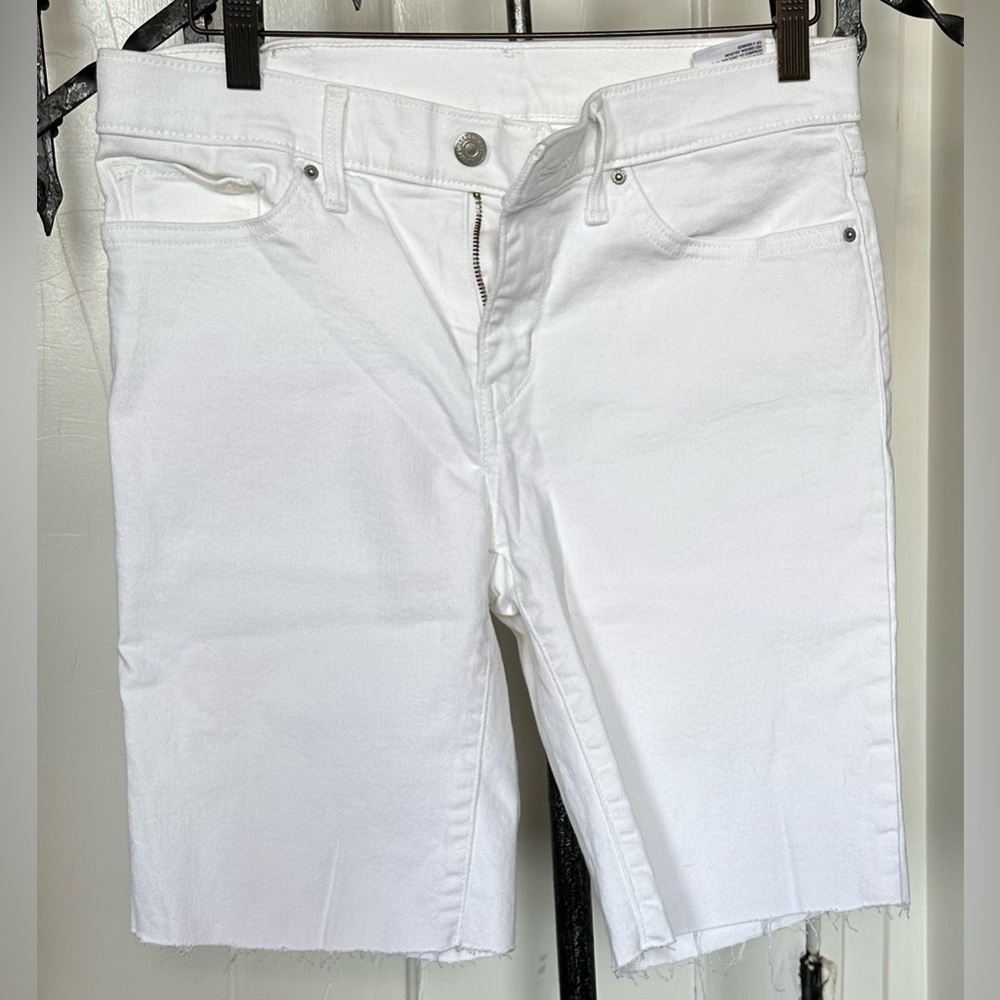 Levi’s white jean cutoff shorts